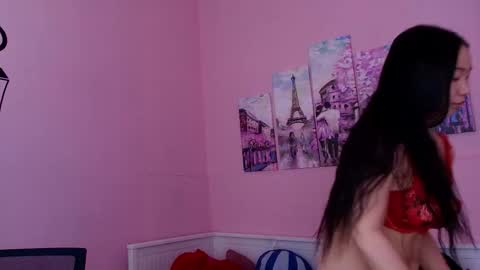 Snapshot of inari__okami chatting on 02/06/26, 03:59 INARI online show from 02/06/26, 03:59