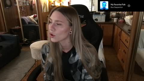 Carter online show from 02/02/25, 04:37