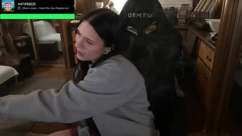 Carter online show from 12/16/25, 05:34