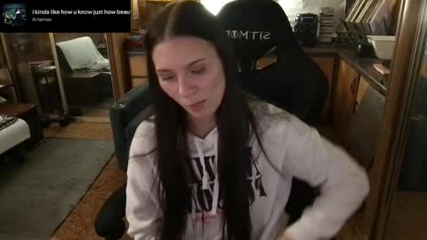 Snapshot of incognitoqueen chatting on 03/30/26, 02:12 Carter online show from 03/30/26, 02:12