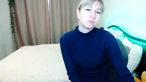 incredible_ariela online show from 12/19/24, 12:01