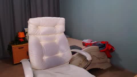 incredible_ariela online show from 01/30/25, 04:13