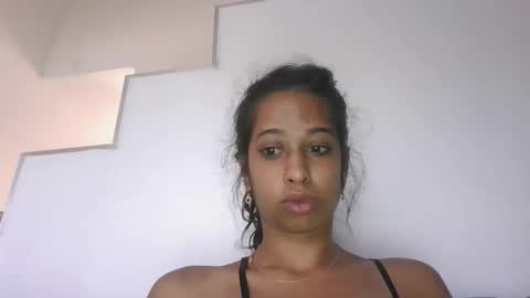 Snapshot of indanbella19 chatting on 04/19/26, 06:13 indanbella19 online show from 04/19/26, 06:13