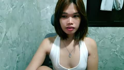 Snapshot of indayko chatting on 08/08/26, 10:17 Jen online show from 08/08/26, 10:17