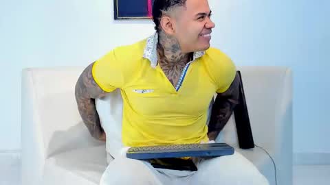 Jacobo online show from 09/22/25, 07:21