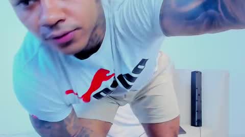 Jacobo online show from 10/10/25, 01:48