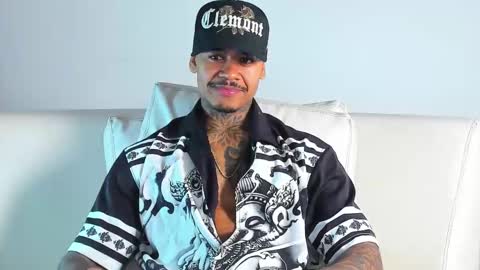 Jacobo online show from 02/04/26, 04:40