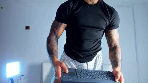 Jacobo online show from 02/15/26, 07:51