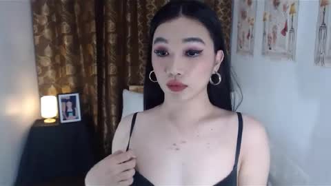 indestructabletrixie online show from 01/08/25, 12:49