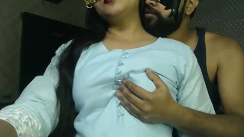 Snapshot of indian_anu chatting on 12/19/25, 04:58 Anu online show from 12/19/25, 04:58