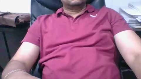 Snapshot of indian_gujju chatting on 12/25/24, 04:54 Jay online show from 12/25/24, 04:54