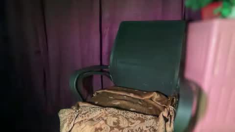 Raya  online show from 05/30/26, 12:08