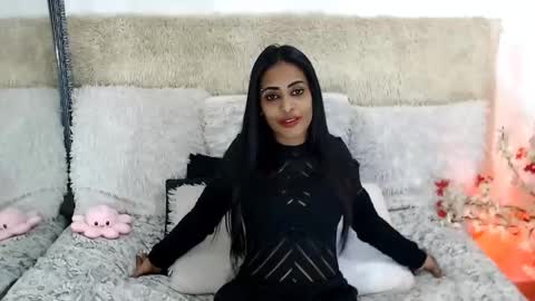 Snapshot of indian_swaggerliciousx chatting on 09/19/25, 11:49 Jazmin online show from 09/19/25, 11:49