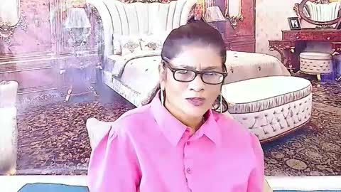 Snapshot of indianallure chatting on 05/11/26, 05:57 Femiez online show from 05/11/26, 05:57