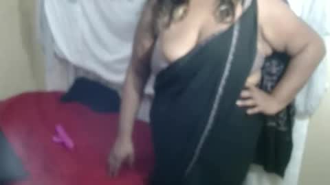 Snapshot of indianass38dd chatting on 01/06/26, 11:18 indianass38dd online show from 01/06/26, 11:18