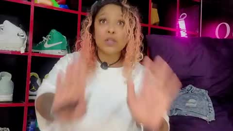 Snapshot of indianbeauty27_ chatting on 07/18/26, 06:23 Nikki online show from 07/18/26, 06:23