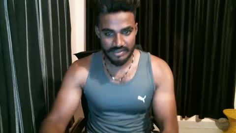 Snapshot of indianbull2023 chatting on 01/06/26, 11:07 indian slim boy with big for u online show from 01/06/26, 11:07