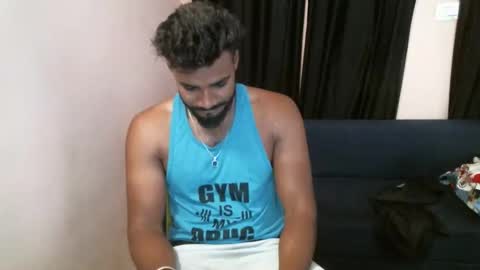 Snapshot of indianbull2023 chatting on 04/20/26, 04:59 indian slim boy with big for u online show from 04/20/26, 04:59