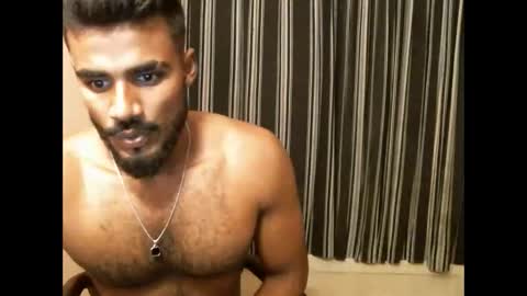 Snapshot of indianbull2023 chatting on 05/09/26, 02:00 indian slim boy with big for u online show from 05/09/26, 02:00