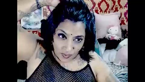 anusha online show from 09/20/25, 03:18