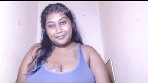 Snapshot of indiancoco chatting on 03/15/26, 06:03 candice online show from 03/15/26, 06:03