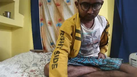 Snapshot of indiancumking chatting on 12/09/24, 12:45 inindiancumking online show from 12/09/24, 12:45