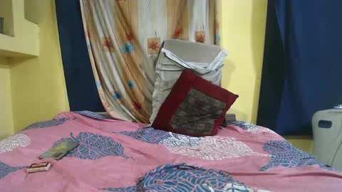 Snapshot of indiancumking chatting on 01/16/25, 01:25 inindiancumking online show from 01/16/25, 01:25