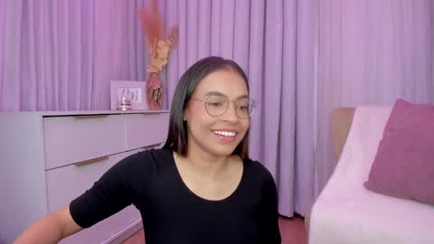 Snapshot of indiancutie_ chatting on 03/09/25, 06:00 MIA online show from 03/09/25, 06:00