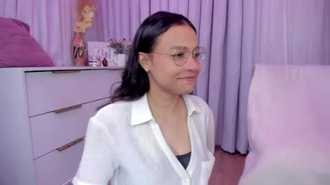 Snapshot of indiancutie_ chatting on 09/28/25, 03:17 MIA online show from 09/28/25, 03:17