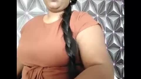 Snapshot of indiandelia chatting on 11/30/25, 11:14 indiandelia online show from 11/30/25, 11:14