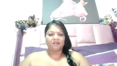 Snapshot of indiandelia chatting on 04/09/26, 02:55 indiandelia online show from 04/09/26, 02:55