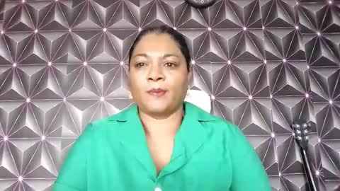Snapshot of indiandelia chatting on 04/19/26, 07:18 indiandelia online show from 04/19/26, 07:18
