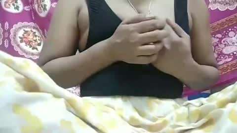 Snapshot of indiandrcam chatting on 04/16/26, 02:51 indiandrcam online show from 04/16/26, 02:51