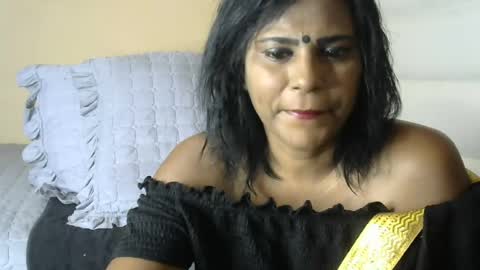 Palavi online show from 07/10/26, 09:56