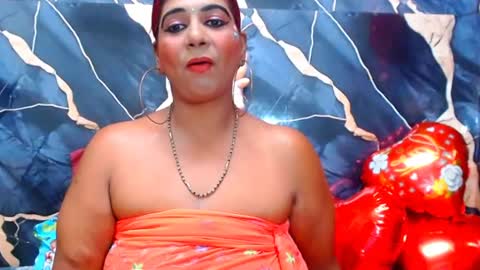 Snapshot of indianerotica4u chatting on 06/27/26, 05:07 indianerotica4u online show from 06/27/26, 05:07