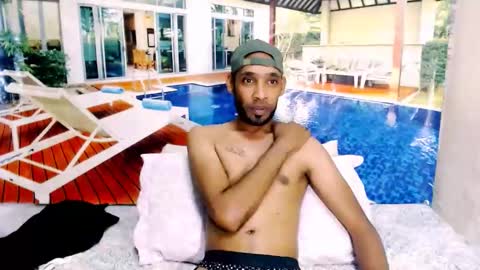 Snapshot of indianmagicmike69 chatting on 11/18/25, 05:39 indianmagicmike69 online show from 11/18/25, 05:39