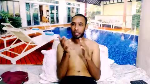 Snapshot of indianmagicmike69 chatting on 11/19/25, 05:40 indianmagicmike69 online show from 11/19/25, 05:40