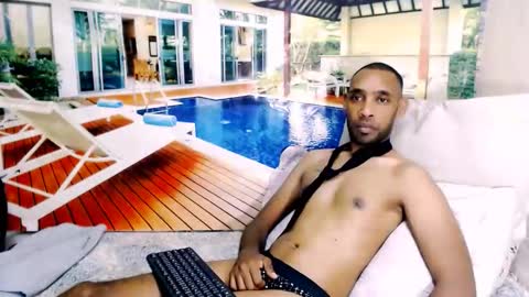 Snapshot of indianmagicmike69 chatting on 11/26/25, 03:35 indianmagicmike69 online show from 11/26/25, 03:35