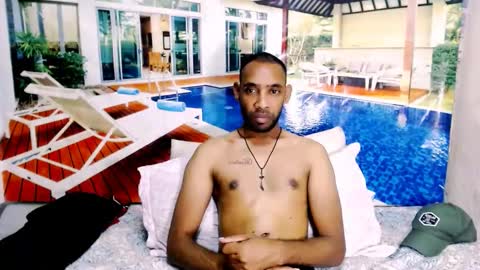 Snapshot of indianmagicmike69 chatting on 12/05/25, 06:33 indianmagicmike69 online show from 12/05/25, 06:33