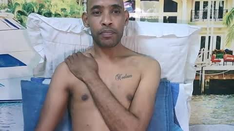 Snapshot of indianmagicmike69 chatting on 07/20/26, 10:39 indianmagicmike69 online show from 07/20/26, 10:39