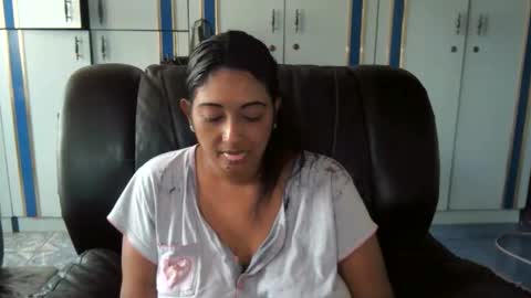 Snapshot of indianplaygal69 chatting on 02/08/25, 10:50 Indianpalgal69 online show from 02/08/25, 10:50