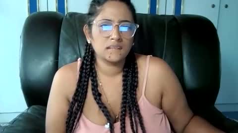 Snapshot of indianplaygal69 chatting on 02/24/25, 12:26 Indianpalgal69 online show from 02/24/25, 12:26