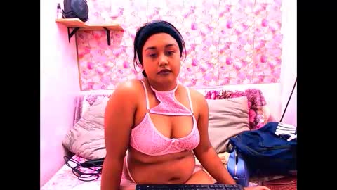 indianpoision69 online show from 05/20/26, 06:41