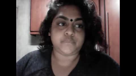 indianpooja1027 online show from 11/07/25, 08:42