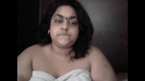 indianpooja1027 online show from 12/23/25, 07:06