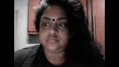 indianpooja1027 online show from 05/13/26, 07:11