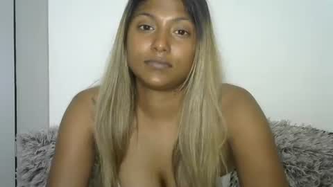 Snapshot of indianqtpie6 chatting on 09/27/25, 06:24 indianqtpie6 online show from 09/27/25, 06:24