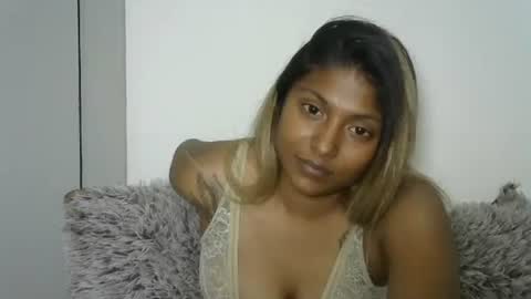 Snapshot of indianqtpie6 chatting on 10/14/25, 06:52 indianqtpie6 online show from 10/14/25, 06:52