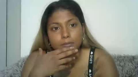 Snapshot of indianqtpie6 chatting on 12/15/25, 06:17 indianqtpie6 online show from 12/15/25, 06:17