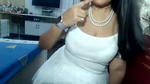 Radha online show from 12/15/24, 06:51